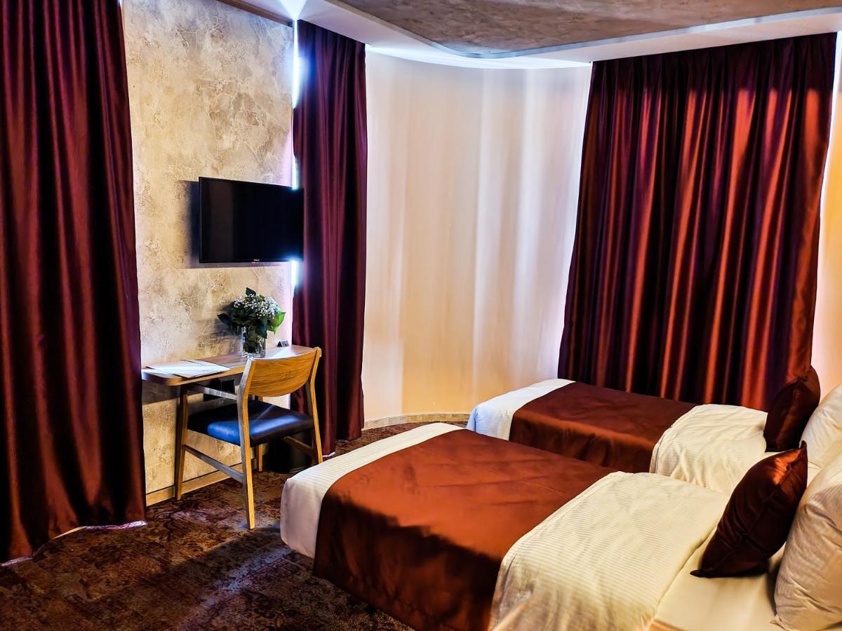 Hotel City Code Зеница Екстериор снимка